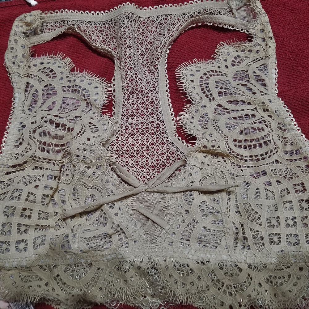 Victoria Secret LACE UP BRALETTE  XS NEW
